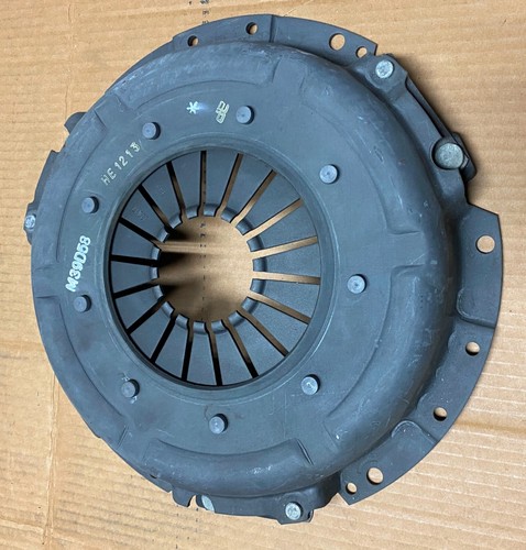 BMW 2002/2002tii clutch pressure plate 21211202033 228mm - Picture 2 of 2