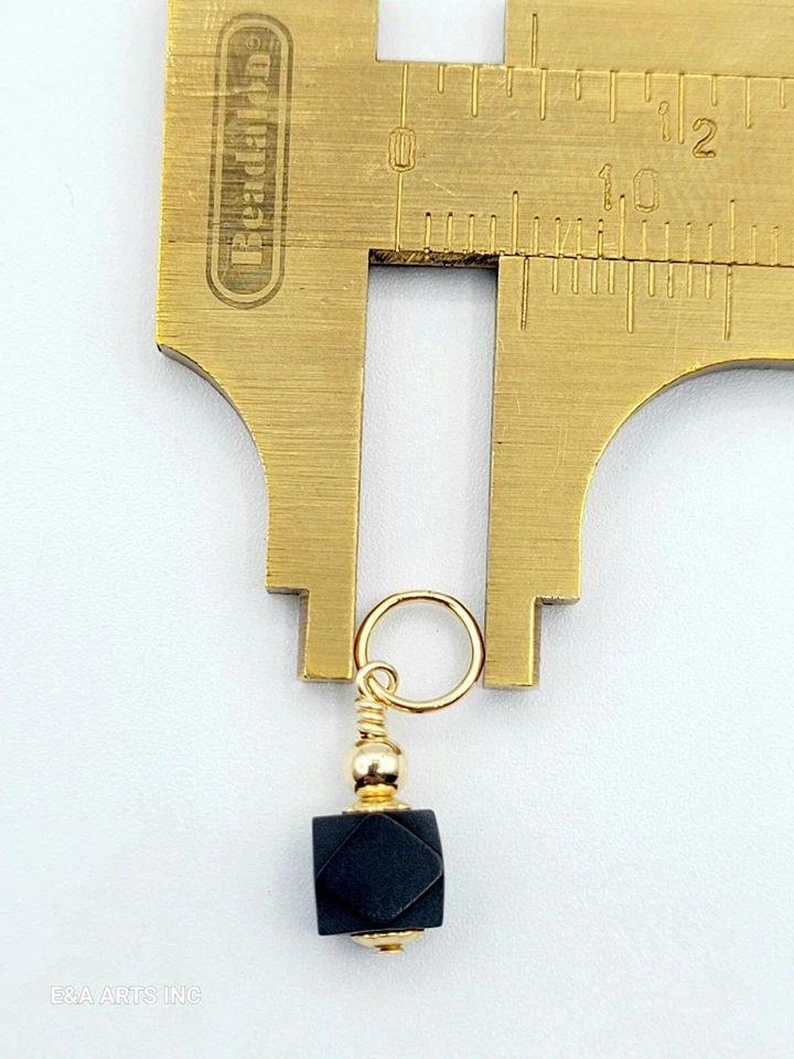 Novo Pingente Azabache 100% Real Folheado a Ouro - Azabache Genuíno 5mm. - Imagem 3 de 4