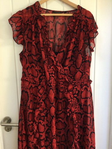 Dorothy Perkins red sleeveless dress size 22 - Picture 2 of 7