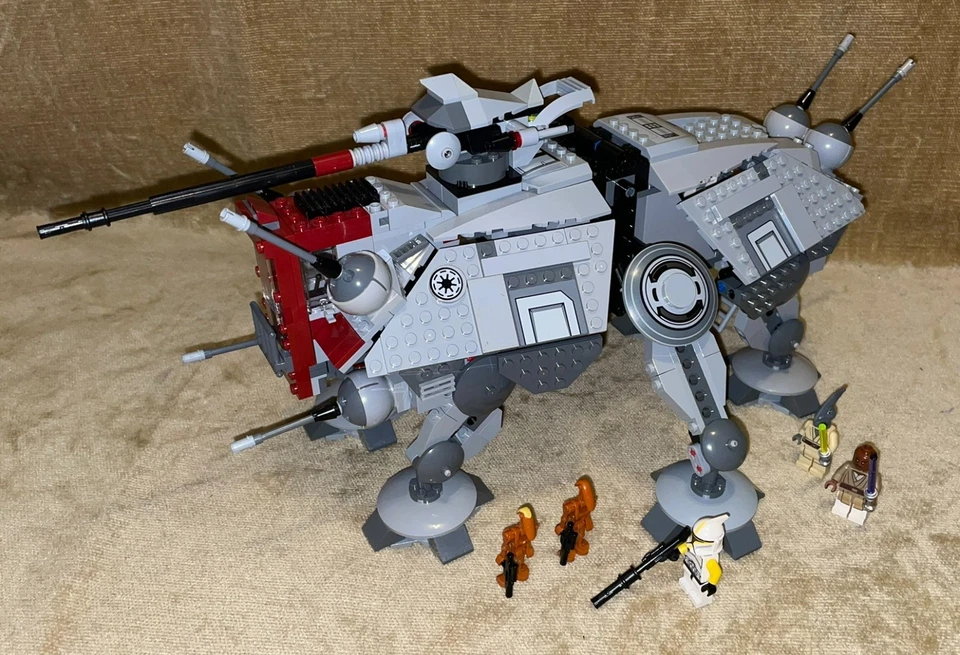 LEGO Sets: Star Wars Ep 2: 75019-1 AT-TE (2013) - Image 2 of 4