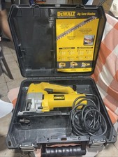 DEWALT DW331K 6.5-Amp Keyless T Shank Variable Speed Corded Jigsaw