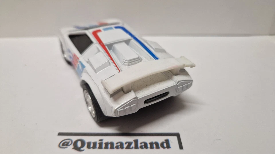 ARCO di Mattel 1988 circa 12 cm di lunghezza Lamborghini countach (NP14) - Immagine 3 di 4