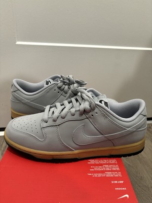 Size 9.5 - Nike Dunk SE Low Wolf Grey Gum