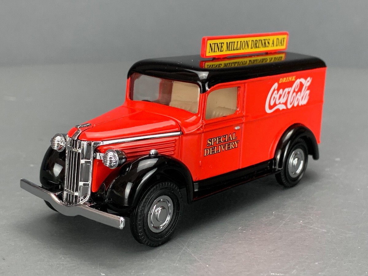 1/43 Matchbox Collectables YPC02-M Coca-Cola 1937 GMC Van w/Box