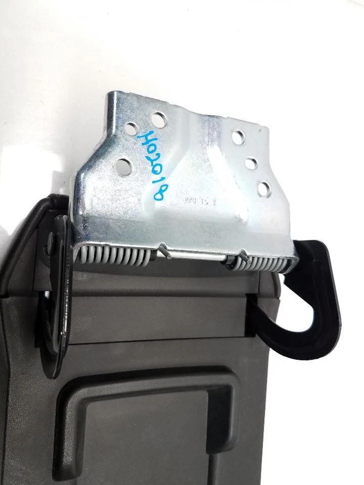 2010-11 GMC Terrain Center Console Armrest / Lid *ONLY* Black Leather - Image 3 of 4