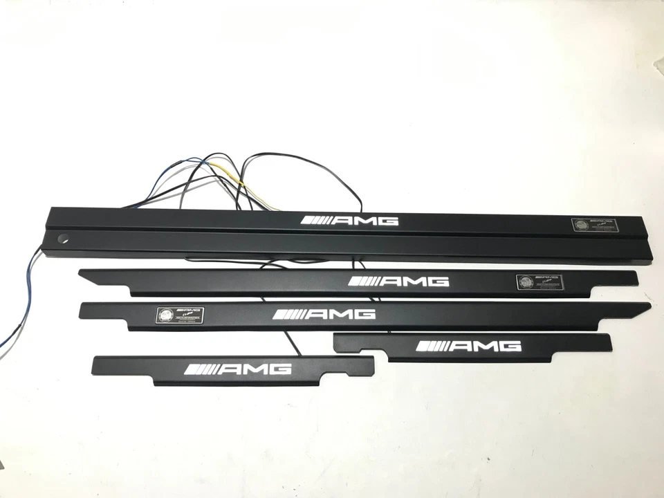 Alféizares de puerta LED clase G negros W463 estilo AMG Mercedes-Benz G63 G500 G65 5 piezas. Foto 2 de 4