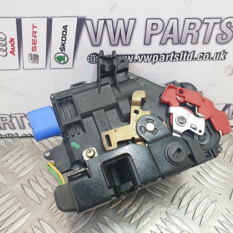 MECANISMO DE BLOQUEO DE PUERTA VW GOLF MK5 5 PUERTAS LADO DEL CONDUCTOR TRASERO 04-09 7L0839016 Foto 4 de 4