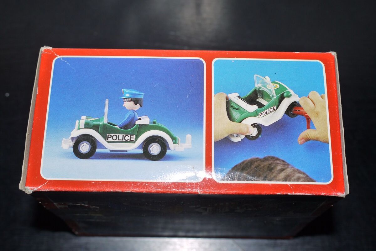 VINTAGE 1990 TOY CARRERA POLICEMEN SET POLICE PATROL CAR PLAY OK