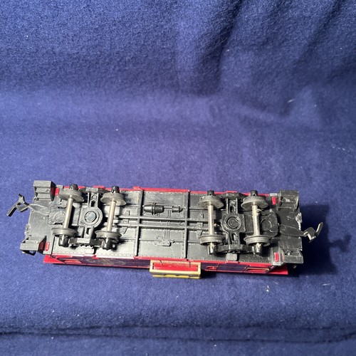 Santa Fe ATSF Red 999628 Caboose Car - Picture 6 of 9