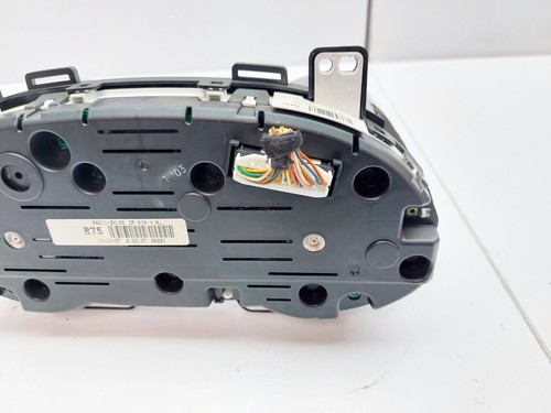 Strumentazione contachilometri Hyundai Veloster 1.6 benzina 2012 94011-2v130 - Foto 10 di 14