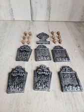 Plastic Tombstone RIP skull Halloween miniature set home decor