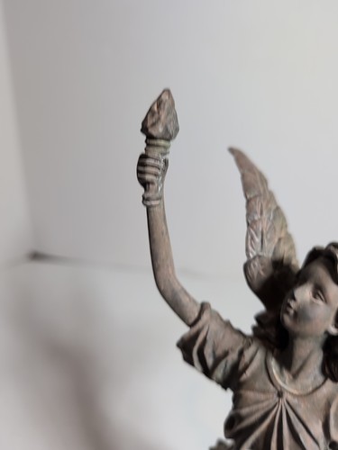 Vintage Composite Victorian / Art Deco Style Angel Candleholder Statue. - Picture 9 of 9
