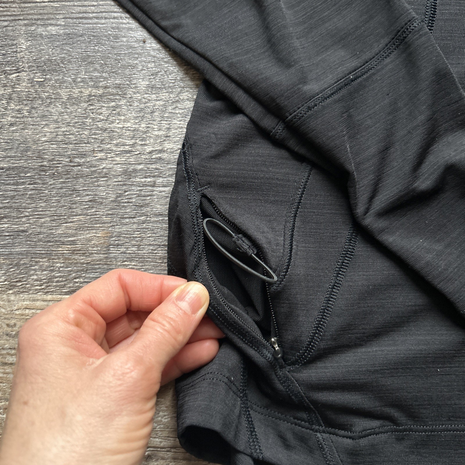 Athleta Top Size Small - image 2