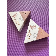 2 LYS Beauty Triple Fix Translucent Loose Setting Powder in Independent Tan NEW