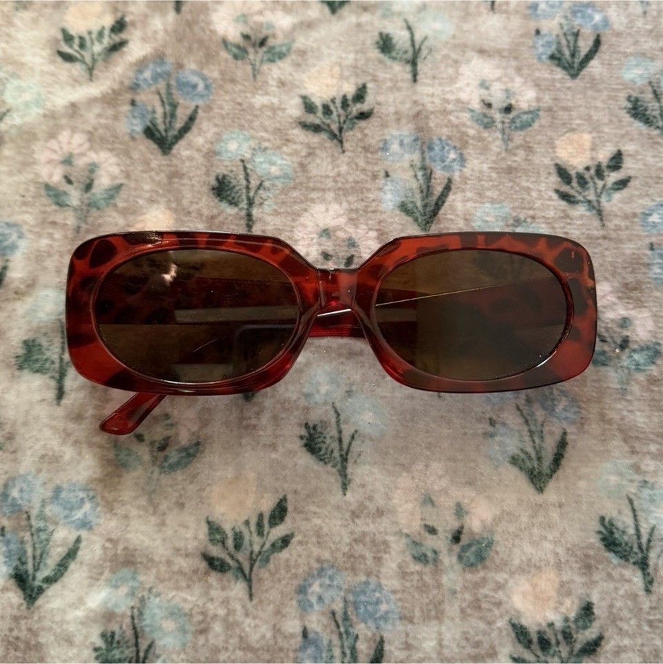 Red Tortoise Shell Rectangular Retro Women's Sung… - image 1