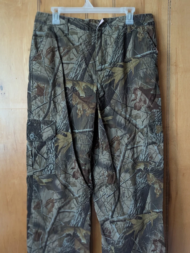 Outfitters Ridge men's Camo Hunting Pants Size 14 Realtree Hardwoods - Image 2 of 4