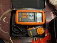 Digital Luxmeter Illuminance Lux Light Meter LX1330B LCD With Box