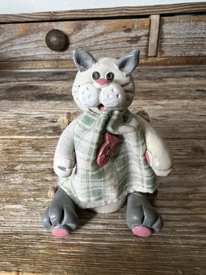 Sweet RUSS BERRIE & CO Mini-kins Minikins Grey Cat Figurine Shelf Sitter 3''