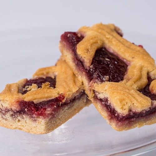 Haighs Bakery Jam Viennese Traybake - Picture 2 of 2