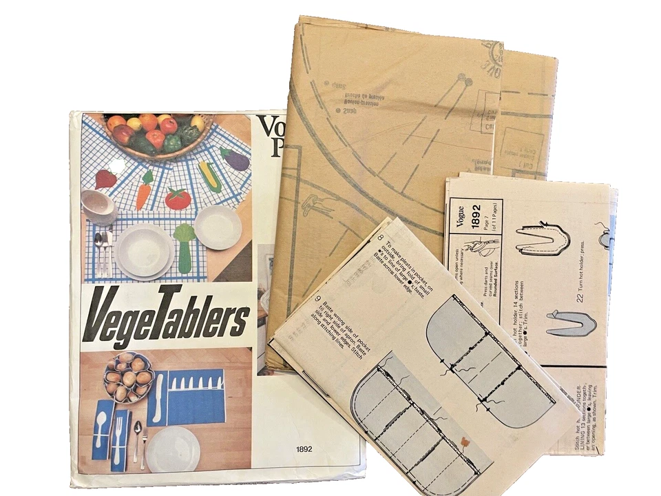 Sewing Pattern Vogue 1892 Vegetablers Kitchen Accessories Vintage 1980s Uncut - Image 3 of 3