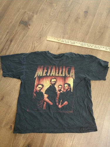 Metallica Summer Tour Concert trashed concert tour 1990s vintage concert t-shirt, vintage, single stitch, B+ condition