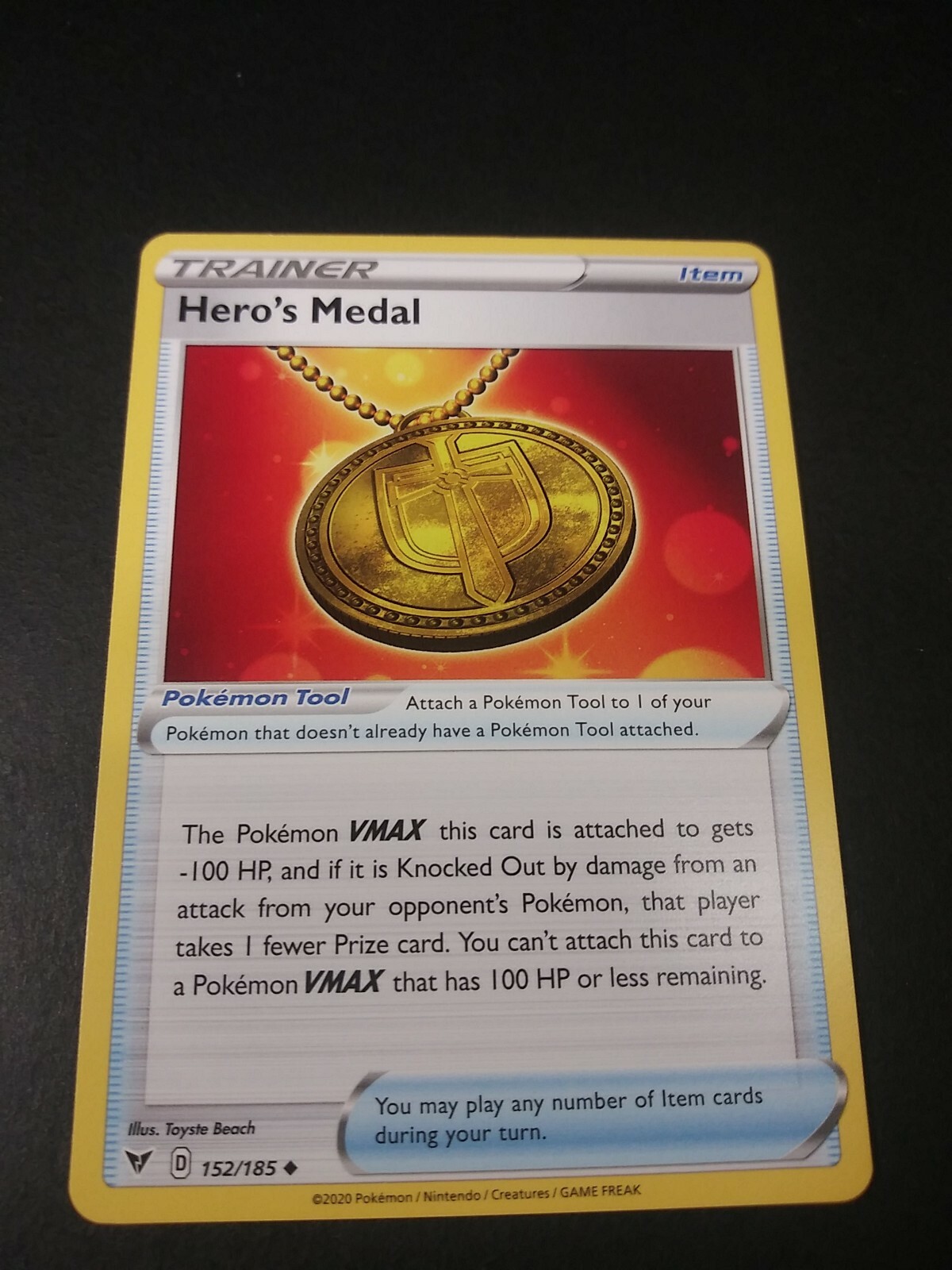 Pokemon Vivid Voltage Hero's Medal Uncommon Trainer Card 152/185 NM