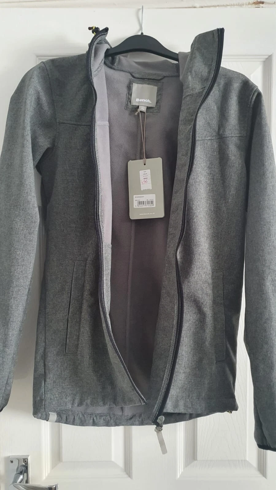 BENCH Jacket. Grey Hoodie, large BENCH Logo.Designer / Mens/Teens NEW WITH TAGS