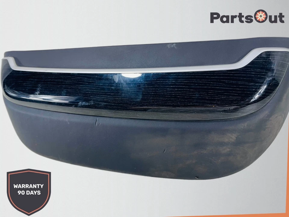 BMW 750LI XDRIVE 2016-2019 - Panel trasero asiento superior delantero 7406033 OEM Foto 3 de 4