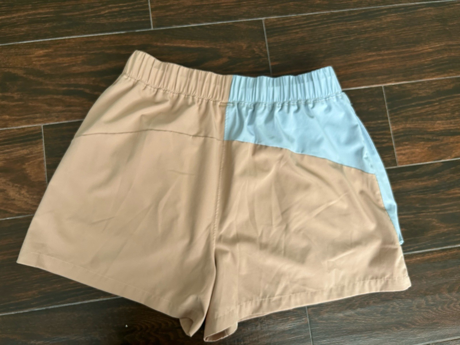Fabletics Two-Toned Large Pockets Activewear Shor… - image 2