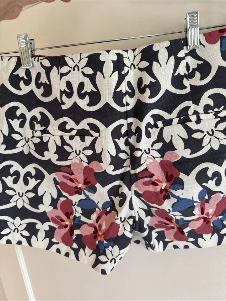 Ann Taylor Loft 女式斜纹布短裤,0 码,灰色,棉质,正面平整,纽扣 — 第 4/4 张图片