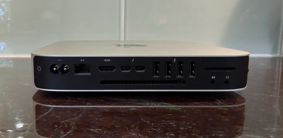 Apple Mac mini Late 2014 i5 2.8GHz Dual Core, 2TB SSD, 8GB RAM/with original BOX - Image 3 of 4