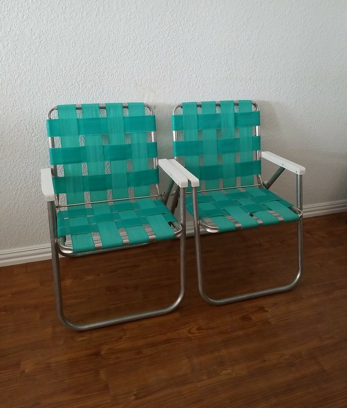 Lot of 2 Vintage Aluminum Folding Lawn Chair Green And White bing