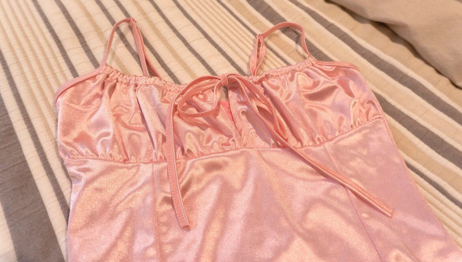 VALENTINO Vestito babydoll rosa taglia S di sugar thrillz con spalline e fiocchi regolabili