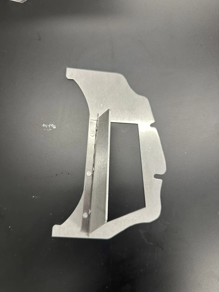 Deflector del cárter de aceite de carreras BMW B48D y Toyota Supra 2.0 para cárter de aceite 11138580122 Foto 2 de 4