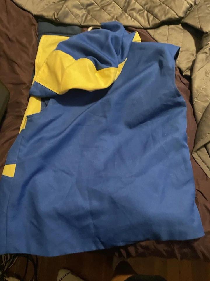 Chaleco Cosplay Inspirado en Wolverine Usado en Numerosos Eventos de Lucha Independiente Foto 2 de 2