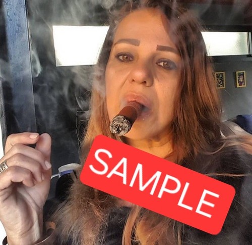 CIGAR SMOKING MATURE GRANNY WOMEN GIRLS UNDERWEAR LINGERIE NAKED NUDE