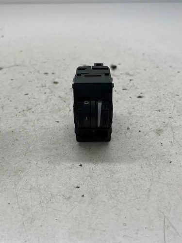 AUDI A6 4A2, C8 Schalter zur Einstellung der Scheinwerferhöhe 33815173