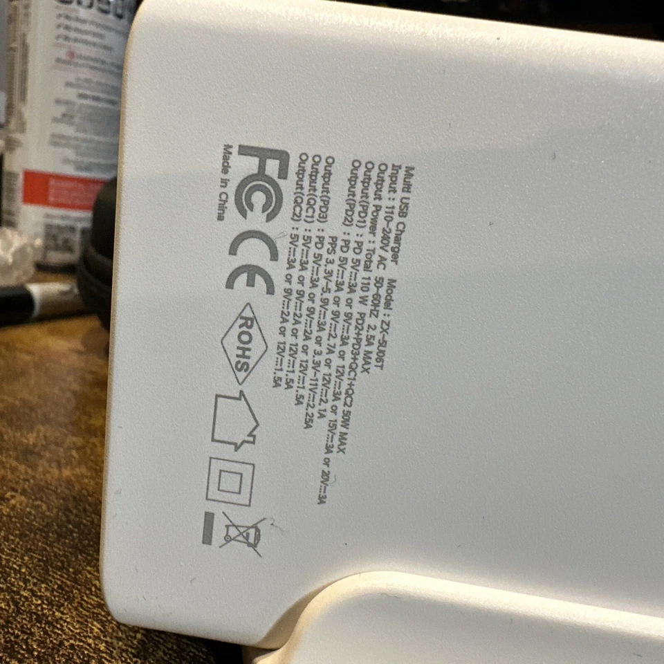 TheSolidGoods FastCharger USB Type C Multi 5 Port 110W PD W/ 2 USB C CABLES  - Image 4 of 4