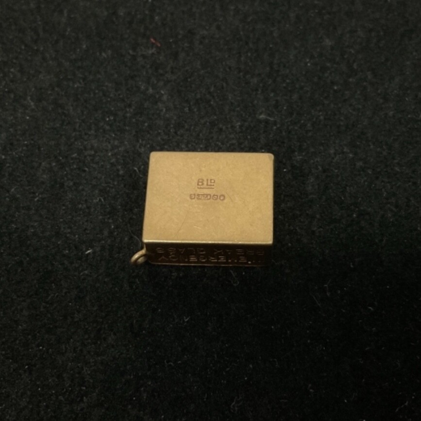 10k Solid Yellow Gold - image 2