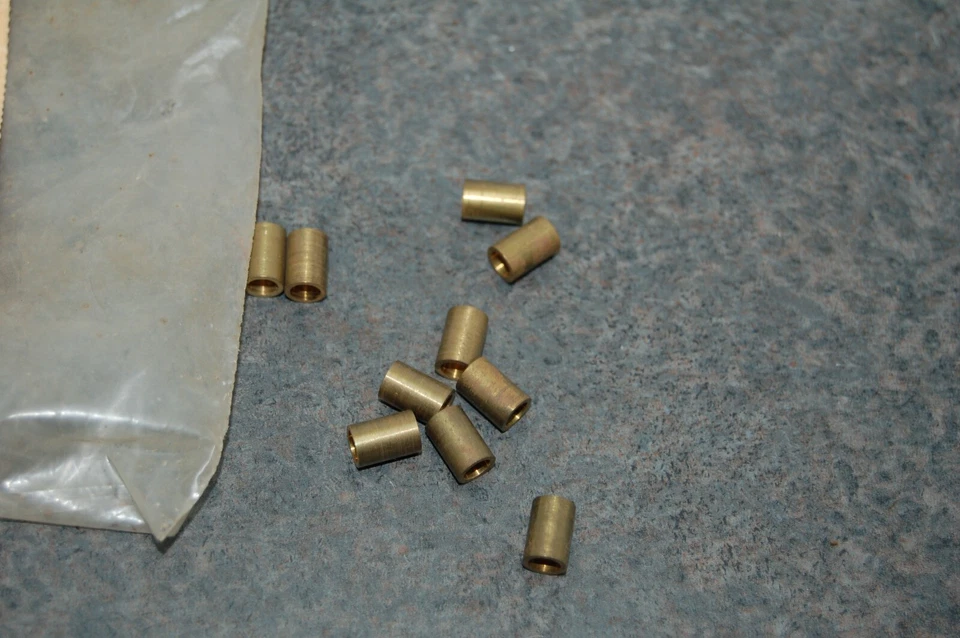 Cuello de palanca 10 NOS Kawasaki 46059-006 W1 W2 A1 A7 F1 W1SS W2SS W2TT 1966-71 Foto 3 de 4