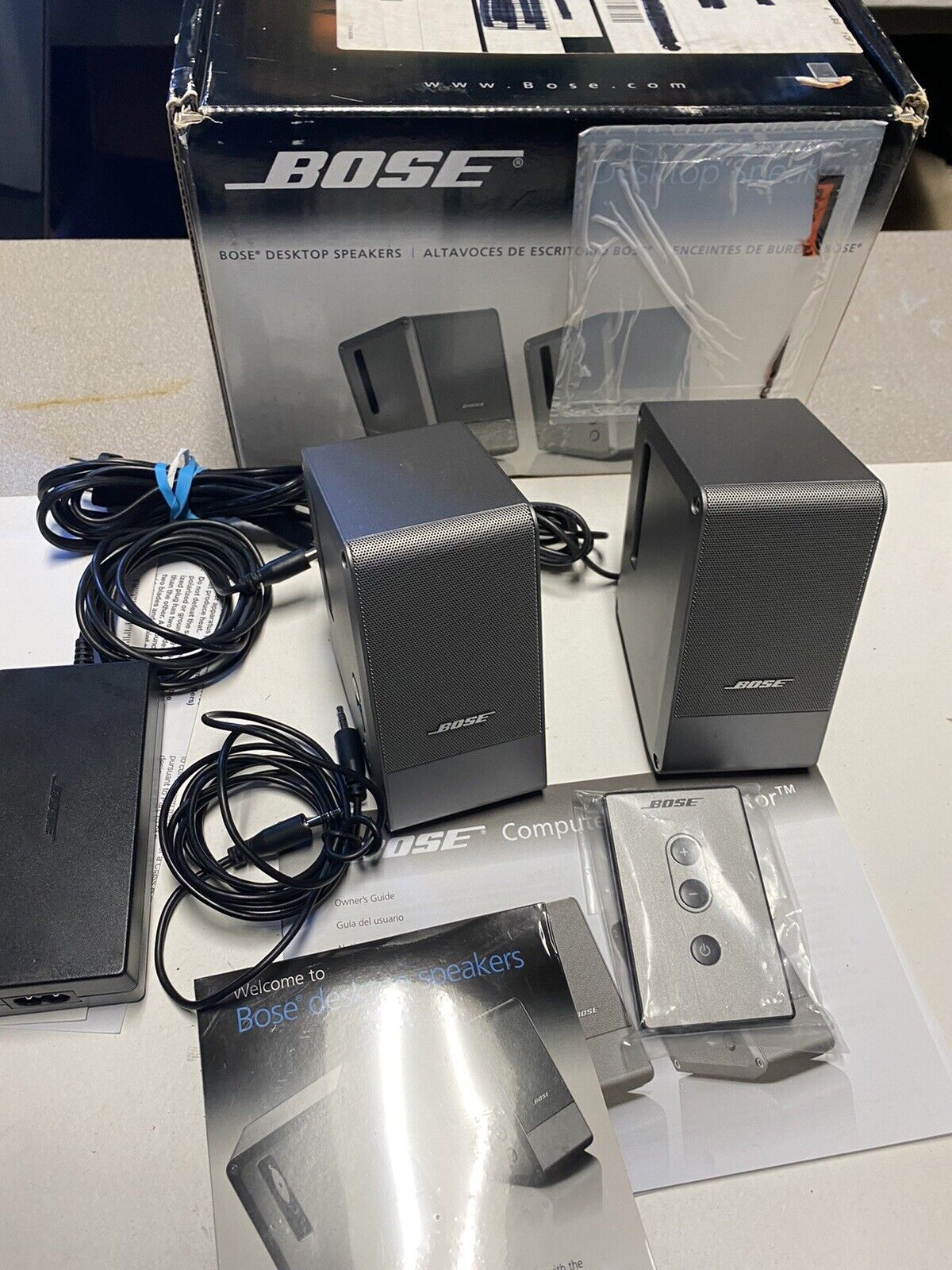 Bose Computer MusicMonitor Computer Speakers Desktop PC Silver Bose Sound  In Box