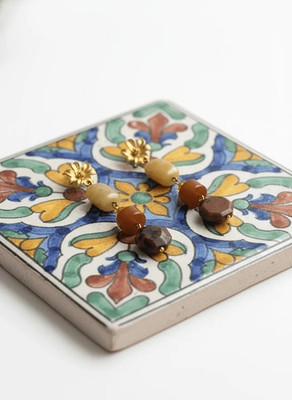 Long Earrings with Natural Stones and Golden Flower