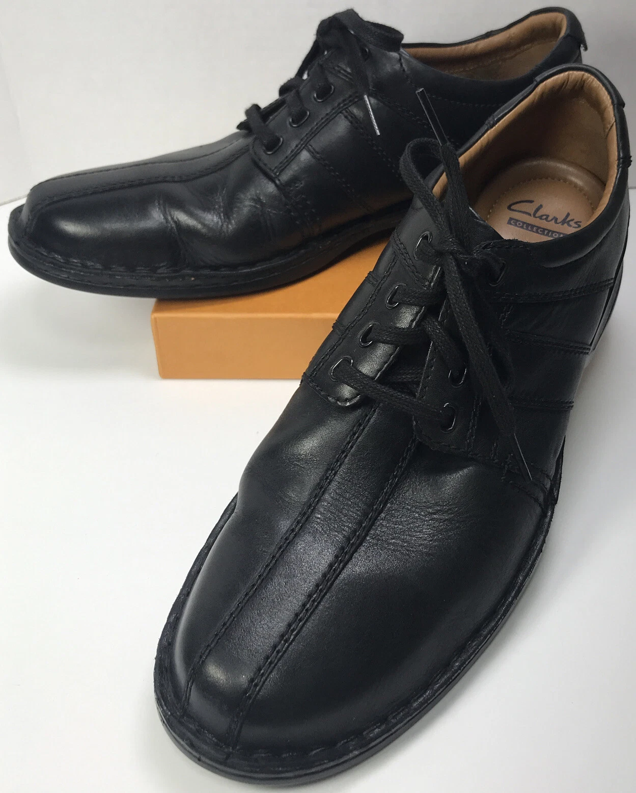 Scarpa casual Clarks Collection Ortholite uomo US11M EU44 5 nero pizzo Oxford usata in ottime condizioni