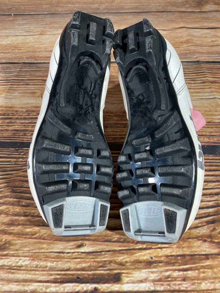 Alpina Touring Cross Country Ski Boots Classic Size EU35 US3.5 NNN