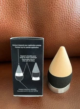 Givenchy Flawless Make-up Blender Foundation Blending Sponge for Liquids powders