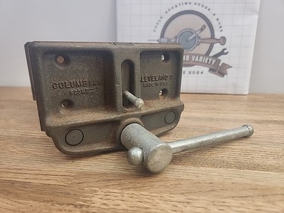 COLUMBIAN VISE CO USA MODEL No.6CDM2-1, 6'' JAW WOOD VISE, Under Work Bench Mount