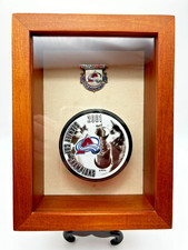 Colorado Avalanche 2001 Commemorative Hockey Puck & Pin Shadow Box Stanley Cup