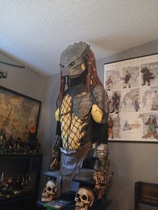 Predator Life-Size Bust Figure with Armor and Dreadlocks Collectible