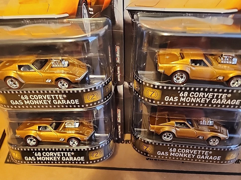 2018 🔥Hot Wheels X4 50th Retro Gas Monkey 🔥 Garage Gold 1968 Corvette Foto 3 de 4