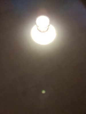 Leistungsstarke LED-Taschenlampe superhell USB C wiederaufladbar, große Reichweite 800YD, große...